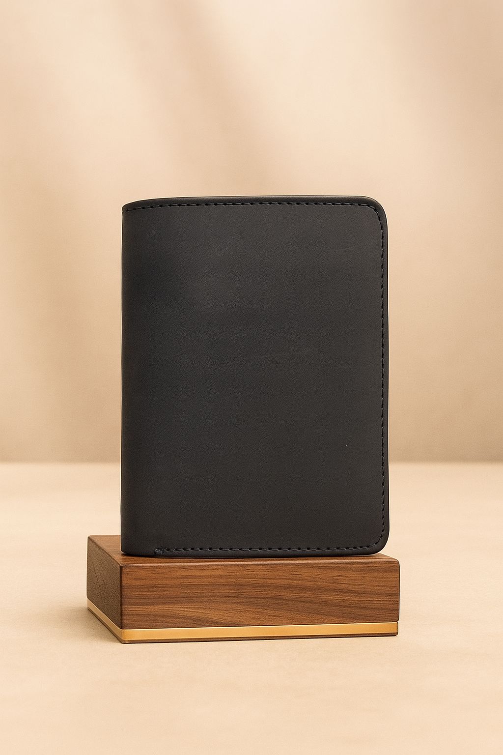 BLACK SLEEK WALLET